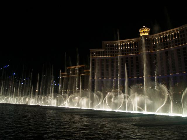 Dancing Fountains at the Bellagio, Part II