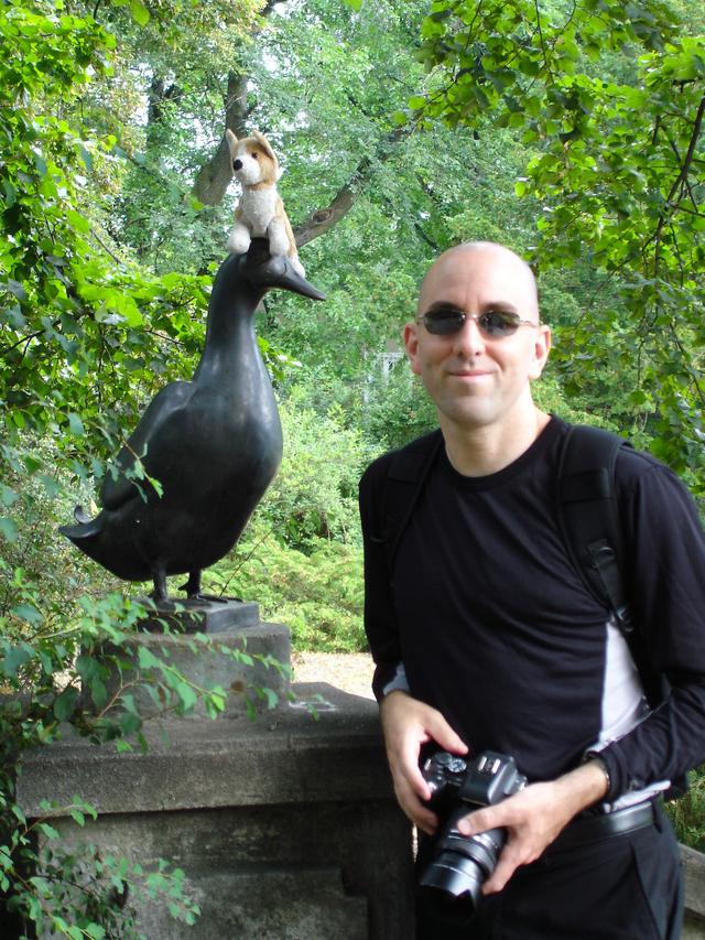 Jer and Cardiff make a friend, Warsaw Zoo