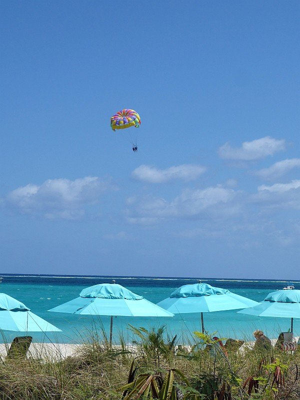 parasailingovergracebayprovidenciales.jpg