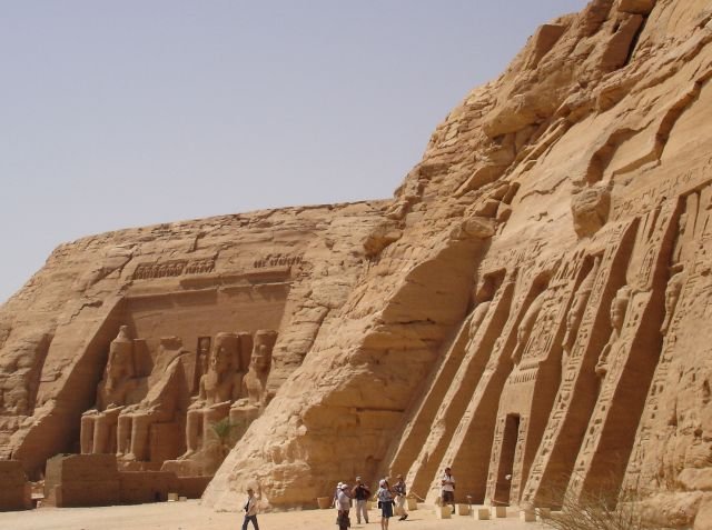 templesatabusimbel.jpg