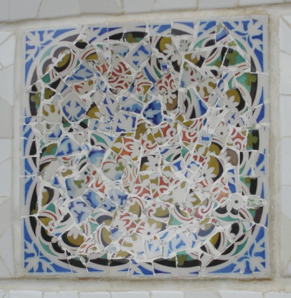 mosaicparkguell.jpg